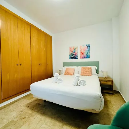 Abat 1 Cool & Wide Flat Next To The Cathedral Walencja