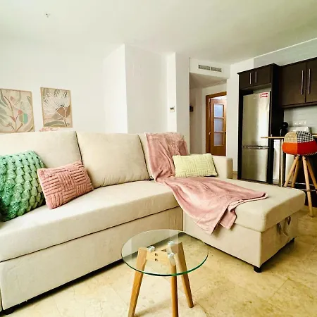 Apartament Abat 1 Cool & Wide Flat Next To The Cathedral