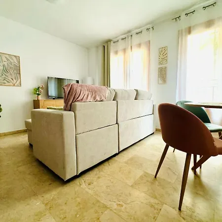 Apartament Abat 1 Cool & Wide Flat Next To The Cathedral *