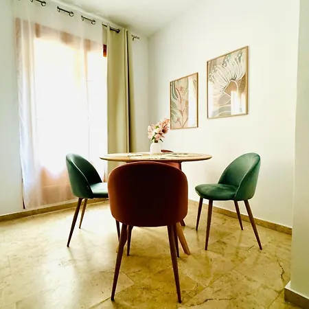 Abat 1 Cool & Wide Flat Next To The Cathedral * Walencja