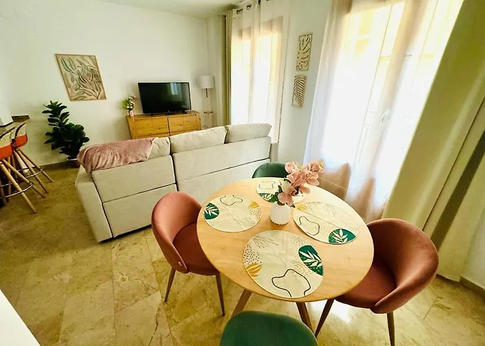 Abat 1 Cool & Wide Flat Next To The Cathedral Walencja