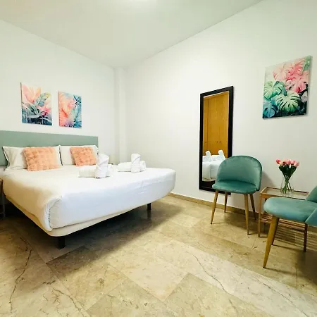 Abat 1 Cool & Wide Flat Next To The Cathedral Apartment *